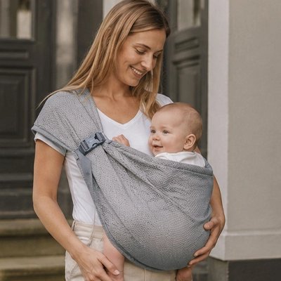 Echarpe de portage texture gris maman bebe