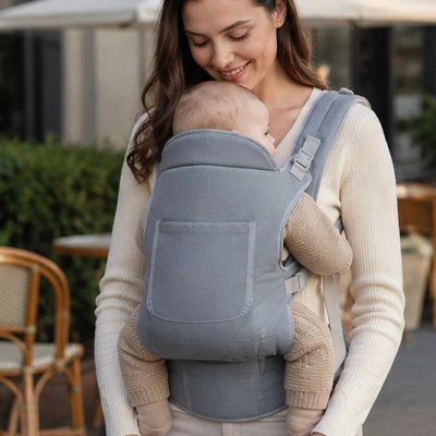 Porte bébé physio gris maman et bebe